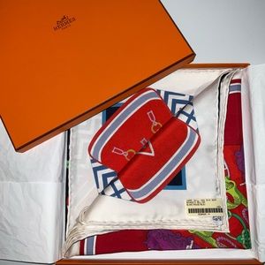 NIBWT Never worn authentic 2014 HERMES Carre scarf